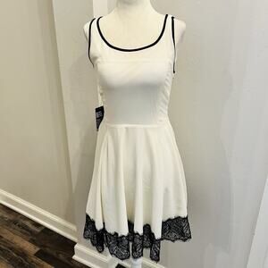 Express Women's Cream Dress Size 2 Black Lace Trimming Sleeveless NWT